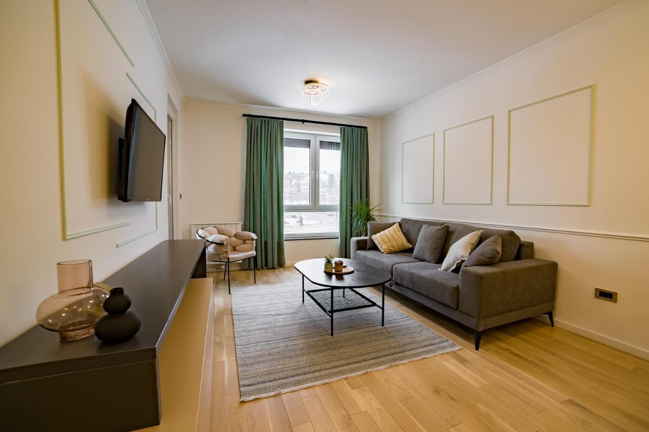 Apartman Epilux Tuzla Bagian luar foto