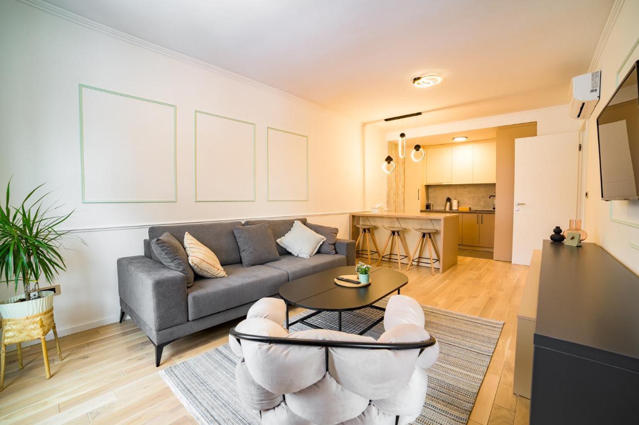 Apartman Epilux Tuzla Bagian luar foto