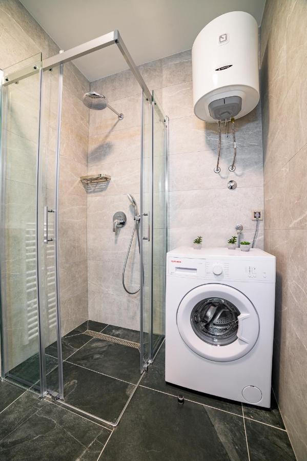 Apartman Epilux Tuzla Bagian luar foto